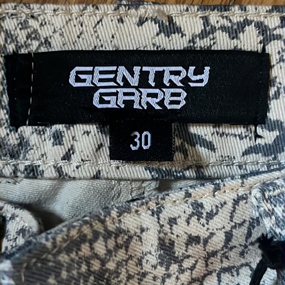 Snake size pattern 30in waist pantS - Picture 5 of 7